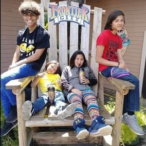 Meet your Posher, Coy